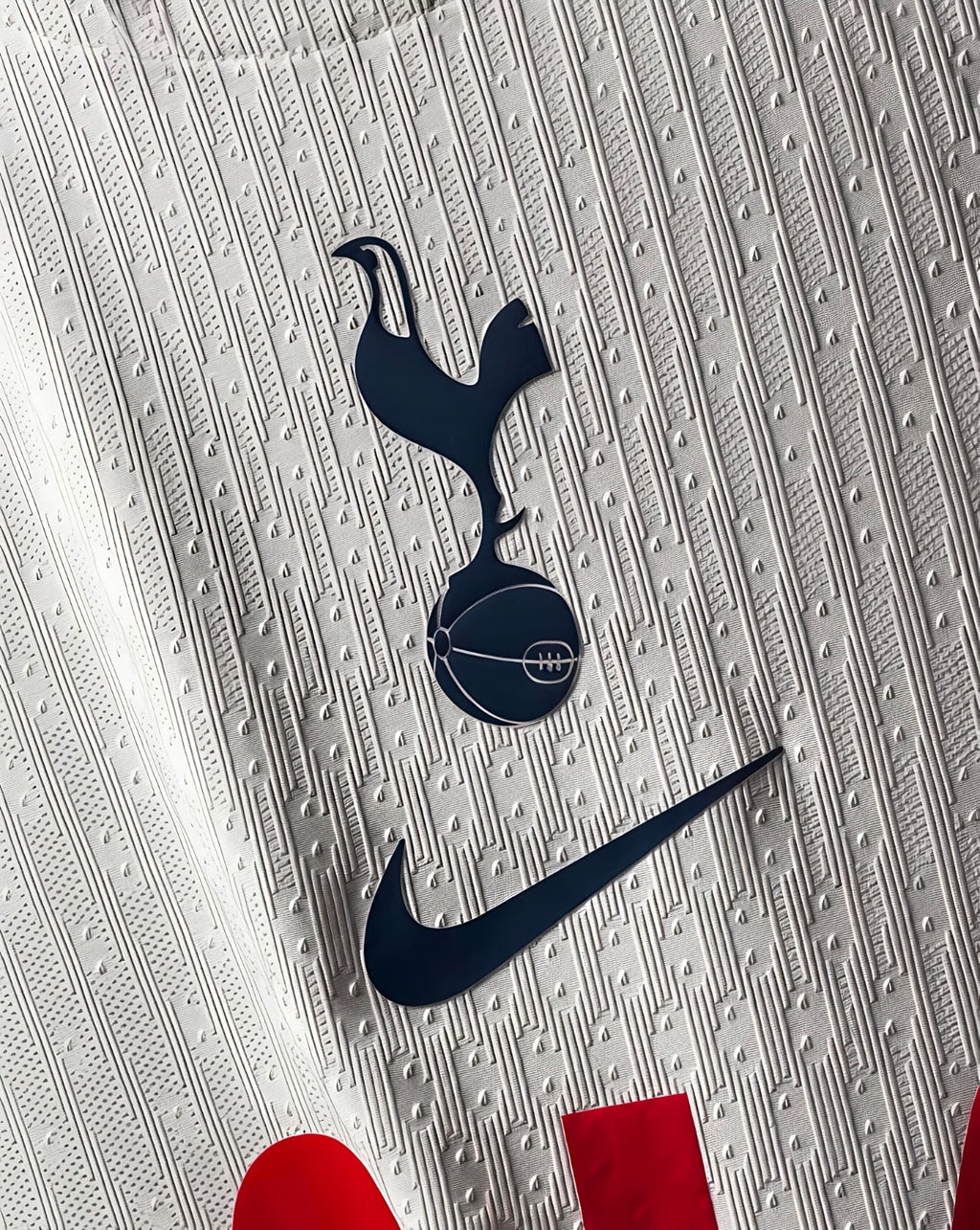 TOTTENHAM HOTSPUR 2025/26 HOME JERSEY (PLAYER VERSION)